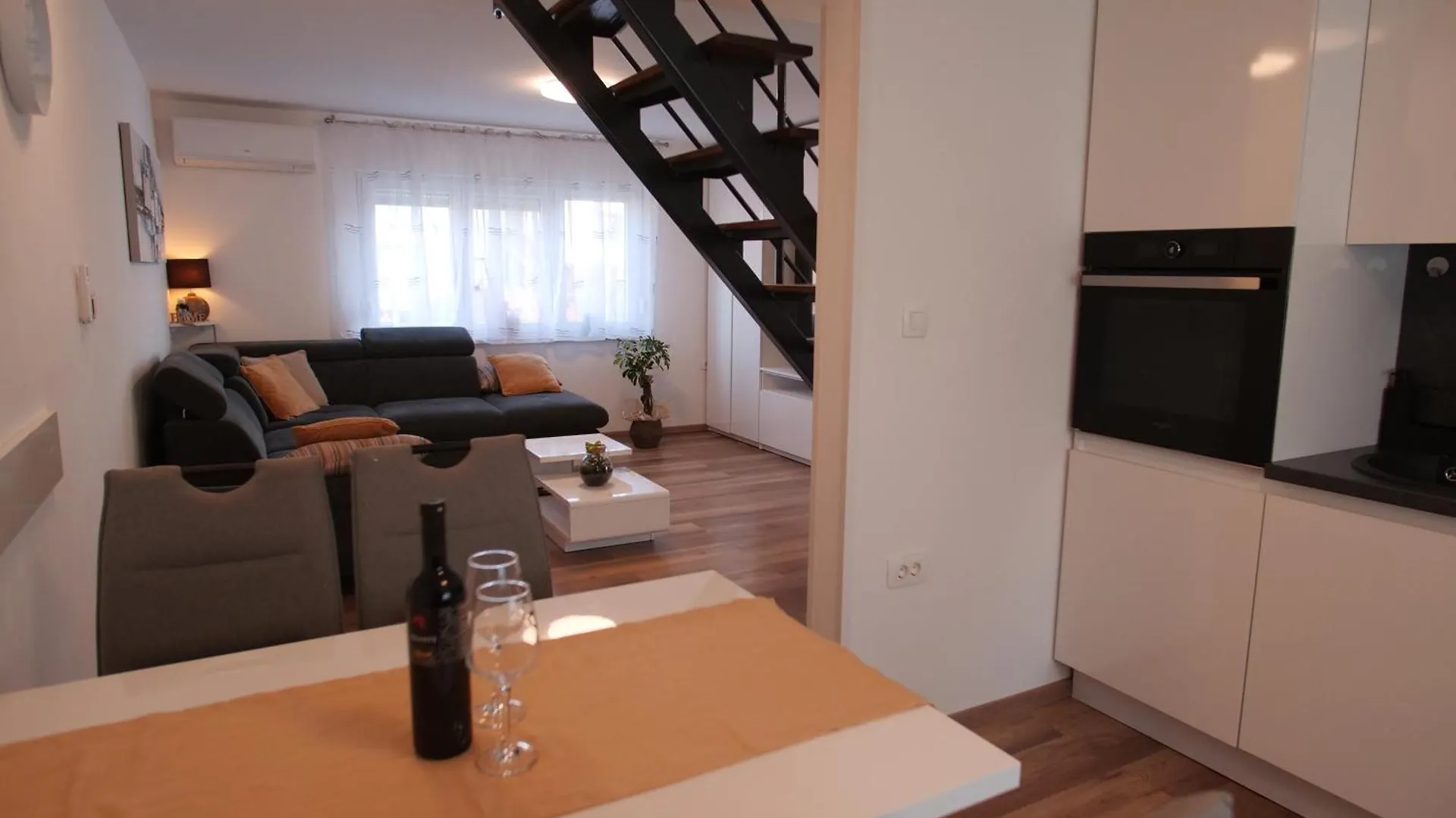 House Bonita Villa Pula 0*,